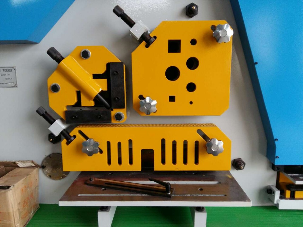 110 Ton Metal Sheet Press Corner Cutting Hydraulic Ironworker Machine เครื่องตัดมุมแผ่นโลหะ 110 ตันเครื่องตัดเหล็กไฮดรอลิก