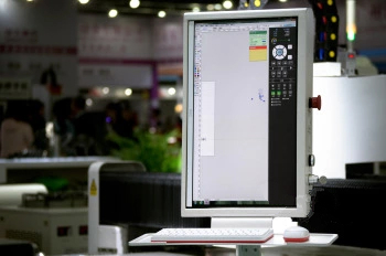 1500*3000mm 500w Racuys Or Ipg Fiber Laser Cutting Machine 1500 * 3000mm 500w Racuys หรือเครื่องตัดไฟเบอร์เลเซอร์ Ipg