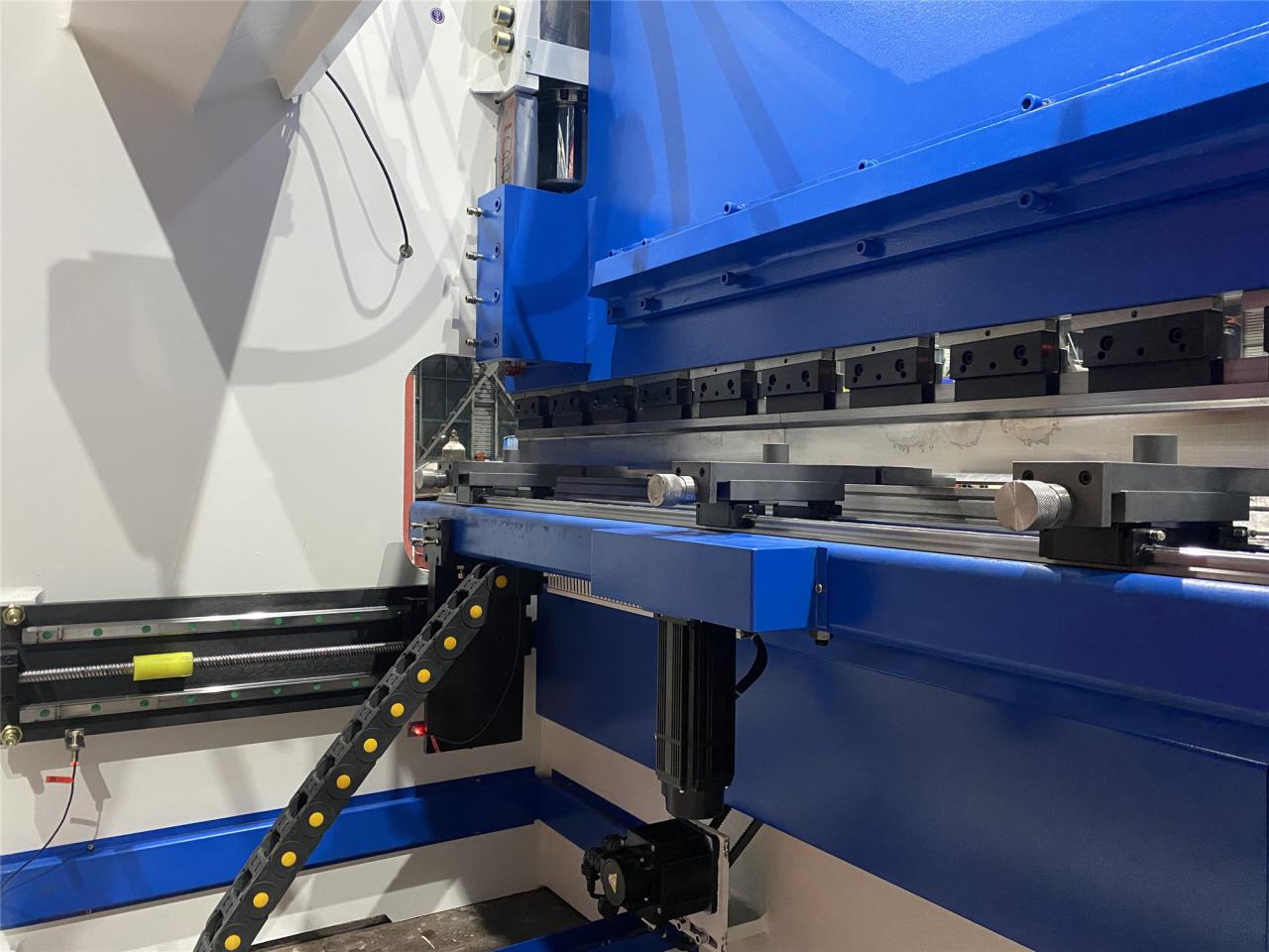 160t-4000 4-axis Cnc Hydraulic Bending Machine Press Brake 160t-4000 4 แกน Cnc เครื่องดัดไฮดรอลิกกดเบรค