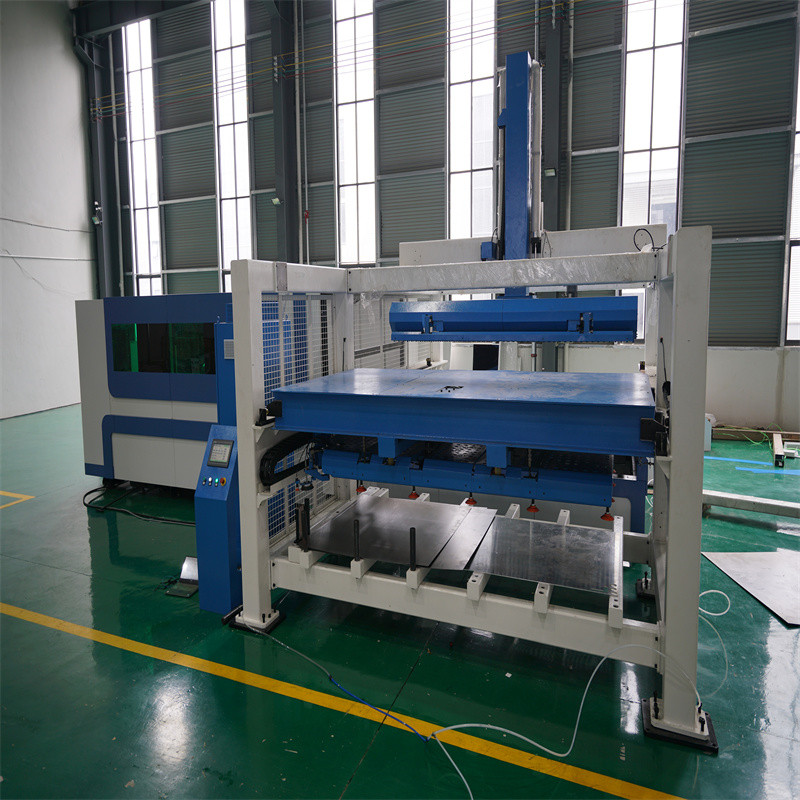 1kw 1.5kw 2kw เครื่องตัดไฟเบอร์เลเซอร์สำหรับการตัดแผ่นโลหะ 3000x1500mm