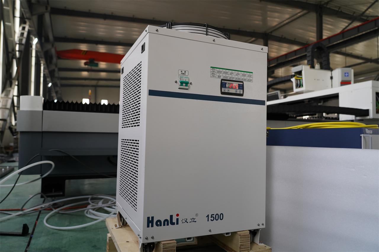 3015 4kw 1kw 2kw 3kw Stainless Steel Cnc Fiber Laser Cutting Machine 3015 4kw 1kw 2kw 3kw สแตนเลส Cnc เครื่องตัดไฟเบอร์เลเซอร์