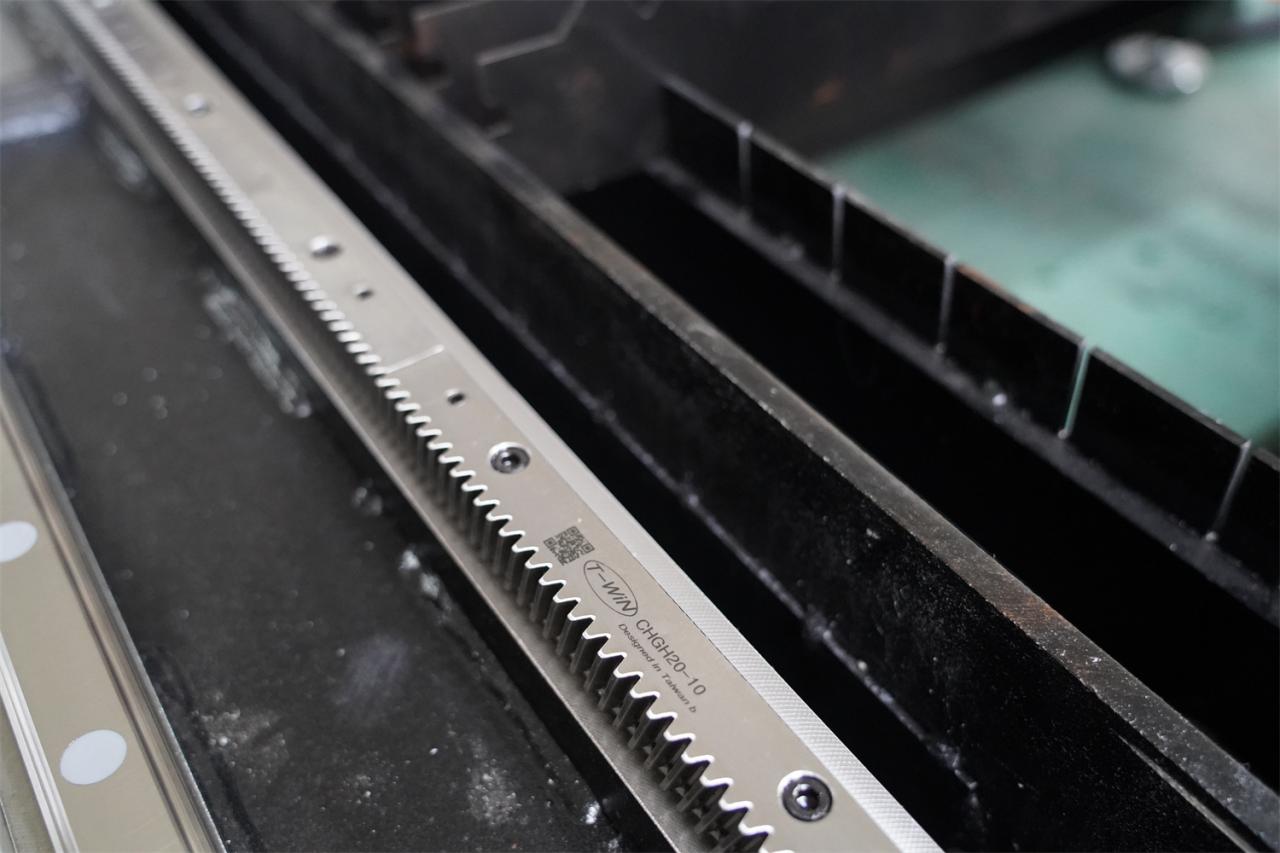 3015 4kw 1kw 2kw 3kw Stainless Steel Cnc Fiber Laser Cutting Machine 3015 4kw 1kw 2kw 3kw สแตนเลส Cnc เครื่องตัดไฟเบอร์เลเซอร์