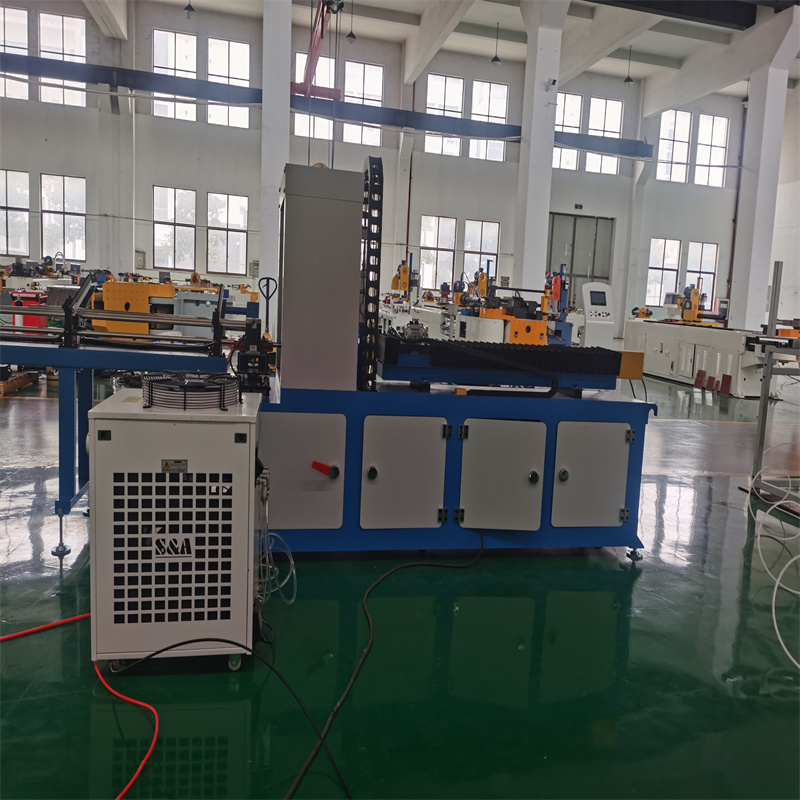 3015 เครื่องตัดไฟเบอร์เลเซอร์สำหรับท่อโลหะเหล็กแผ่นคาร์บอน