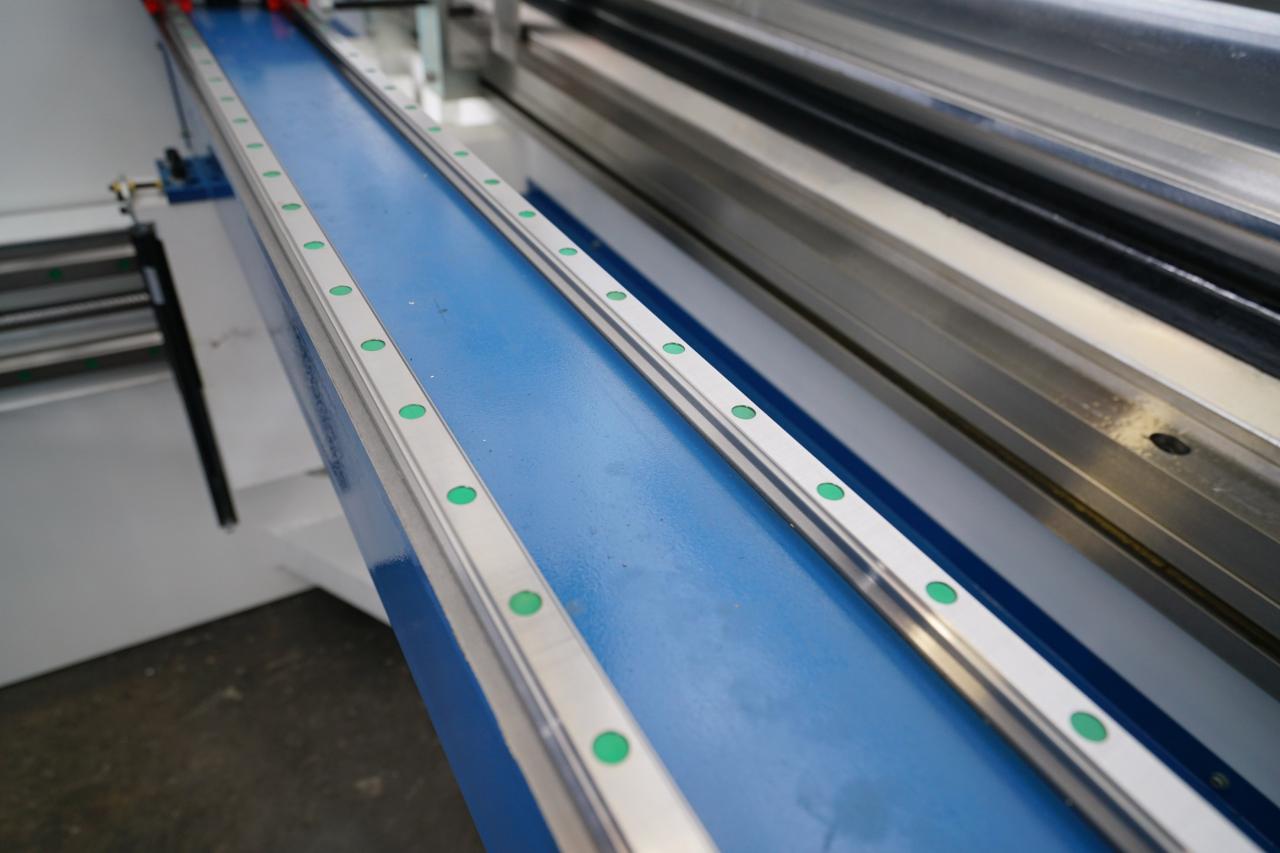 4 Axis Cnc Tandem Press Brake With Delem Da58t 2d Graphical Controller เบรคกดตีคู่ซีเอ็นซี 4 แกนพร้อมตัวควบคุมกราฟิก Delem Da58t 2d