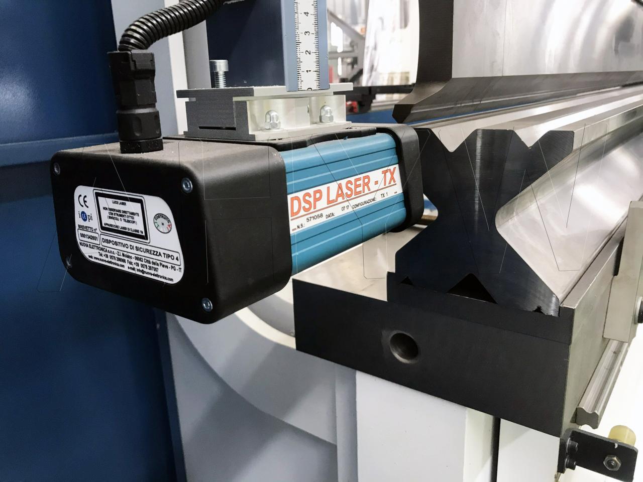 4 Axis Cnc Tandem Press Brake With Delem Da58t 2d Graphical Controller เบรคกดตีคู่ซีเอ็นซี 4 แกนพร้อมตัวควบคุมกราฟิก Delem Da58t 2d