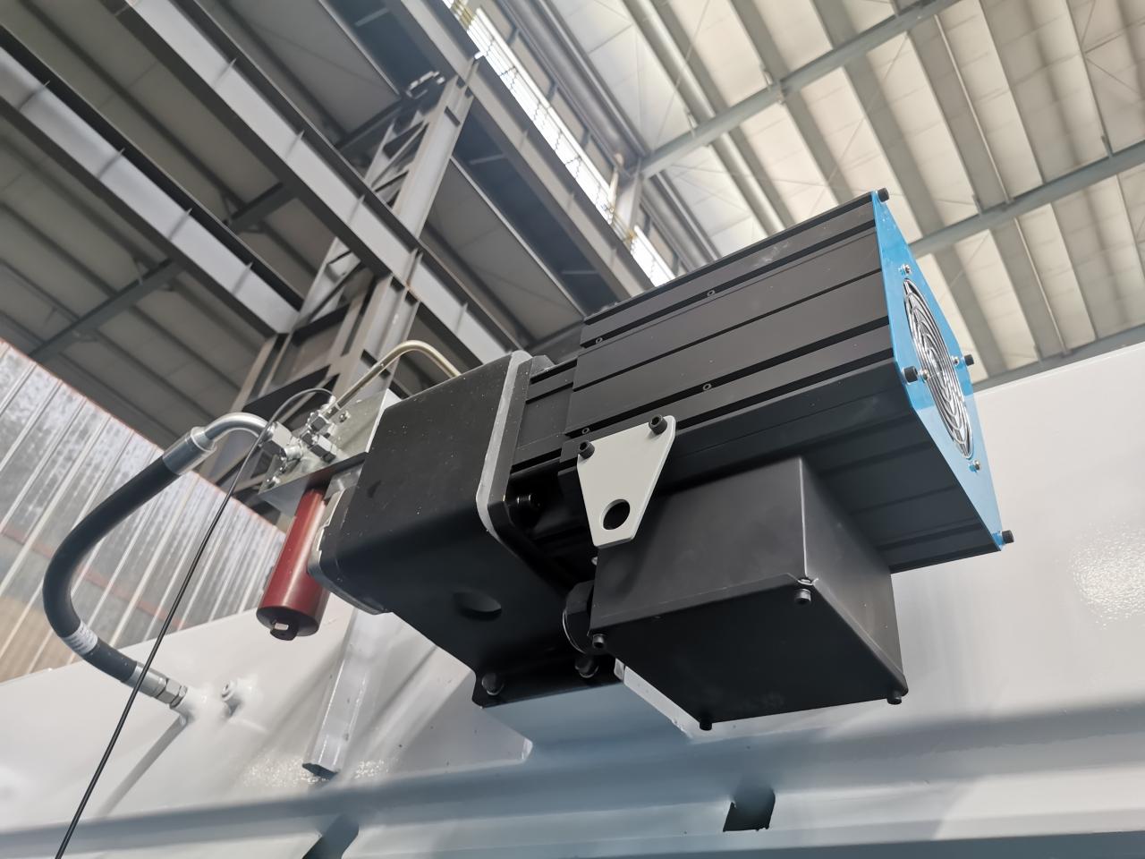 4 Axis Cnc Tandem Press Brake With Delem Da58t 2d Graphical Controller เบรคกดตีคู่ซีเอ็นซี 4 แกนพร้อมตัวควบคุมกราฟิก Delem Da58t 2d