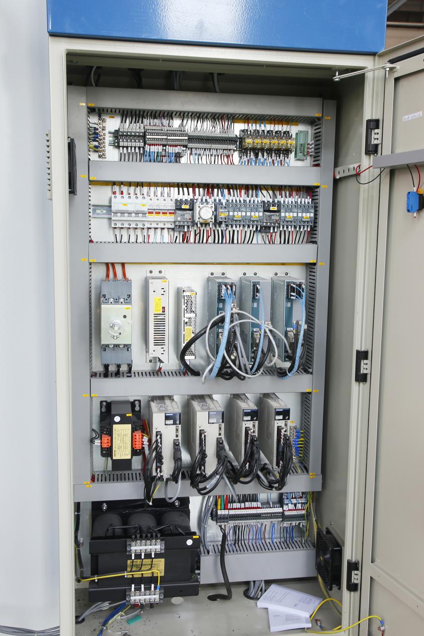 4 Axis Cnc Tandem Press Brake With Delem Da58t 2d Graphical Controller เบรคกดตีคู่ซีเอ็นซี 4 แกนพร้อมตัวควบคุมกราฟิก Delem Da58t 2d