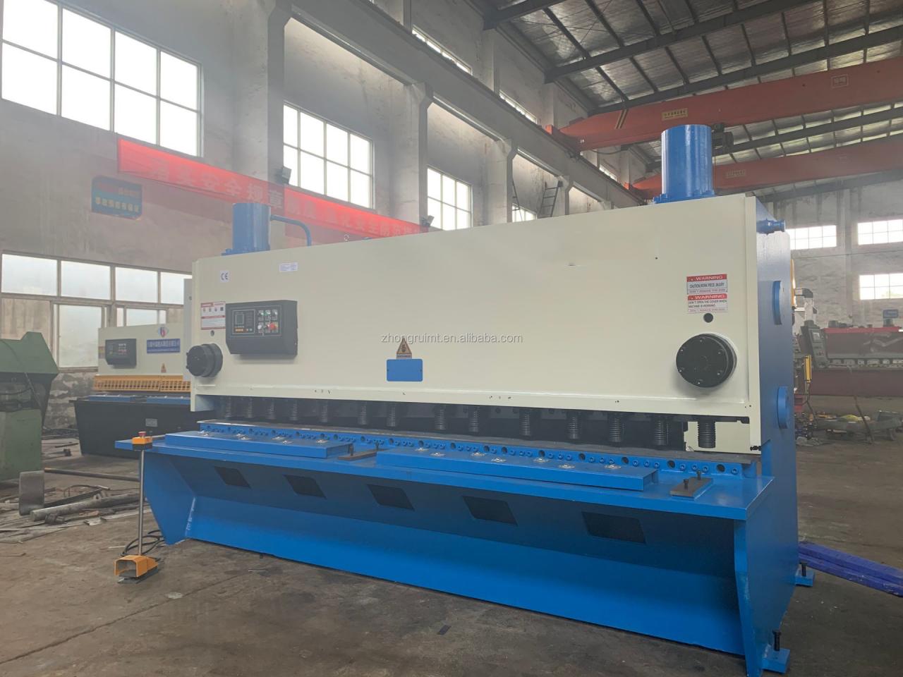 4mmx2500 Hydraulic Shearing Steel Plate Cutting Machinery Steel Plate Shear 4mmx2500 เครื่องตัดแผ่นเหล็กไฮดรอลิกเครื่องตัดแผ่นเหล็ก