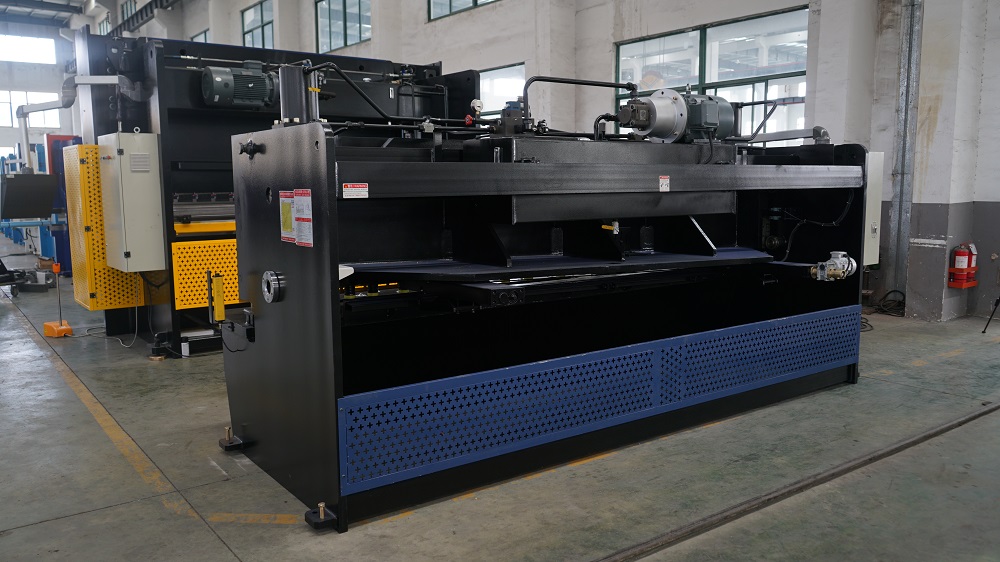 6*3200mm Guillotine Shears Metal Shear Hydraulic Iron Sheet Cutting Shearing Machine 6*3200mm Guillotine Shears Metal Shear เครื่องตัดแผ่นเหล็กไฮดรอลิก