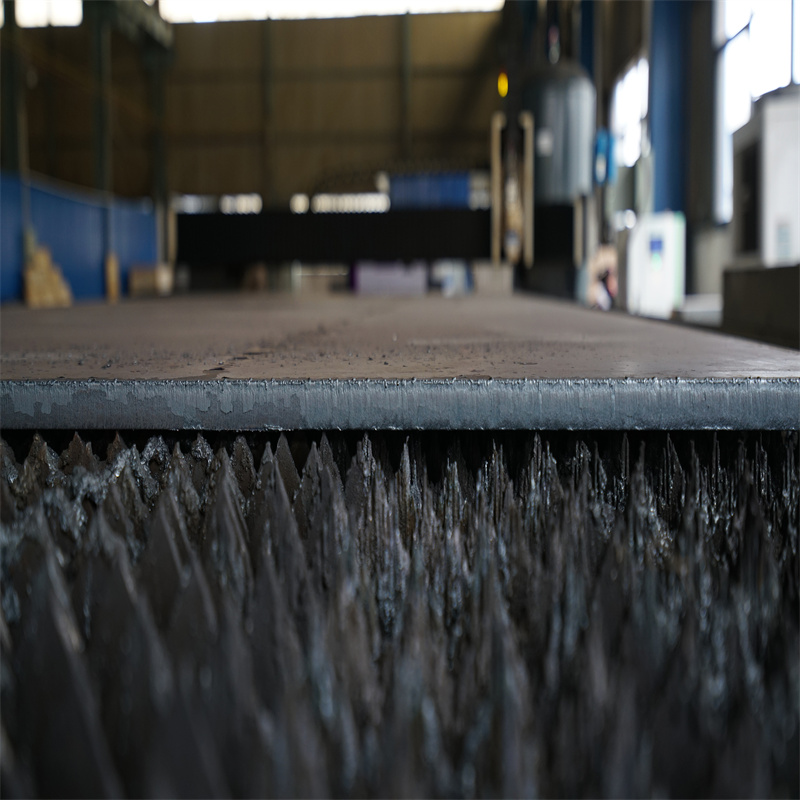 จีนคุณภาพสูงราคาถูก 3kw เครื่องตัดไฟเบอร์เลเซอร์ราคา