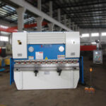 ไฮดรอลิกสแตนเลส Wc67y/k-300/6000 Mold Crowning Press Brake