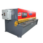 Qc11y แผ่นโลหะไฮดรอลิกเครื่องตัดกิโยตินขาย