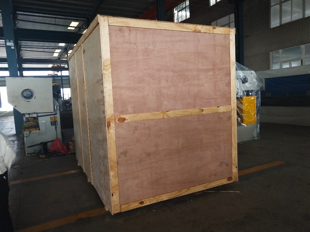 China Metal Hydraulic Press Brake Machine With Reasonable Price เครื่องกดเบรกไฮดรอลิกโลหะของจีนด้วยราคาที่สมเหตุสมผล