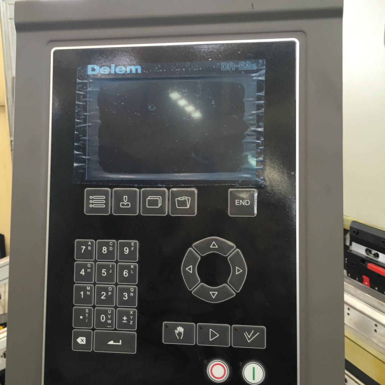 Cnc Servo Press Brake 250t/3.2m 3+1 Axis 3 Meter Sheet Metal Press Brake Cnc Servo Press Brake 250t / 3.2m 3 + 1 แกน 3 เมตรเบรคกดแผ่นโลหะ