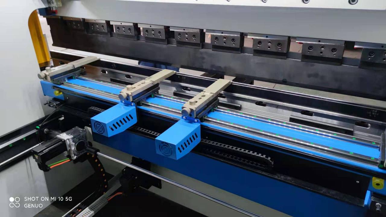 Da-66t Controller Cnc Hydraulic Press Brake Price With 3d Touch Screen System Da-66t Controller Cnc ไฮดรอลิกดเบรคราคาพร้อมระบบสัมผัสหน้าจอ 3 มิติ