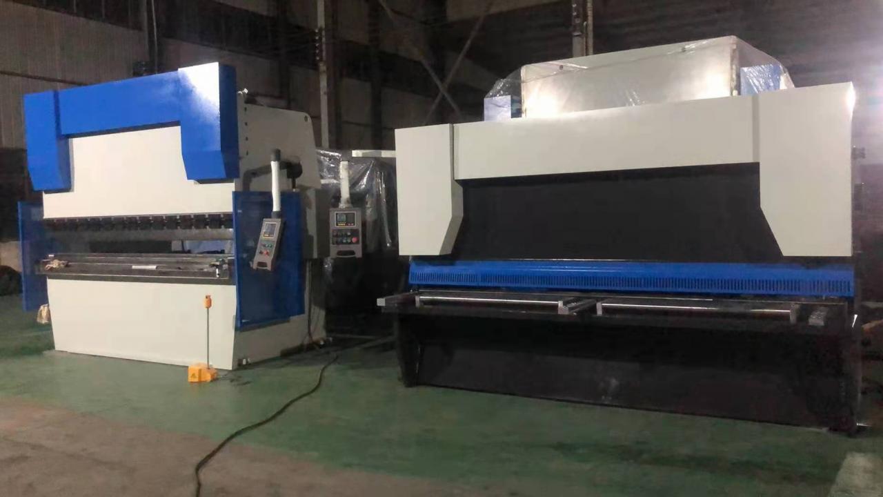 Da53t Cnc System Controller 125t4000 3+1 Axis Cnc Hydraulic Press Brake With Good Quality Da53t Cnc System Controller 125t4000 3 + 1 แกน Cnc ไฮดรอลิกดเบรคที่มีคุณภาพดี