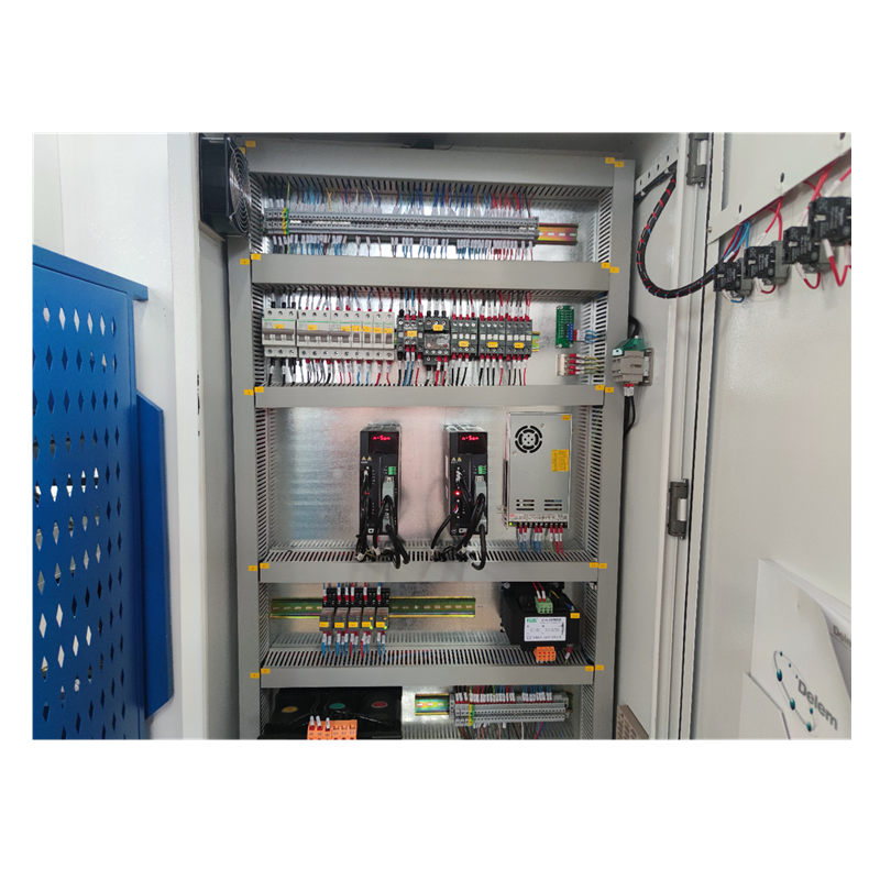 Hydraulic Press Brake Of 130t/3200mm 4+1 Axis Delem Da53t Cnc Press Brake เบรคกดไฮดรอลิกขนาด 130t / 3200mm 4 + 1 แกน Delem Da53t Cnc Press Brake