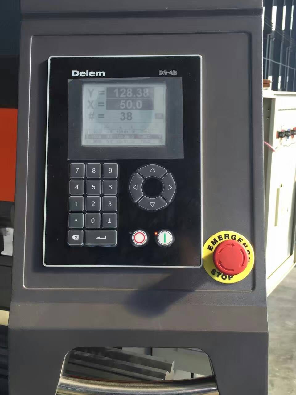 Hydraulic Stainless Steel Wc67y/k-300/6000 Mould Crowning Press Brake ไฮดรอลิกสแตนเลส Wc67y/k-300/6000 Mold Crowning Press Brake