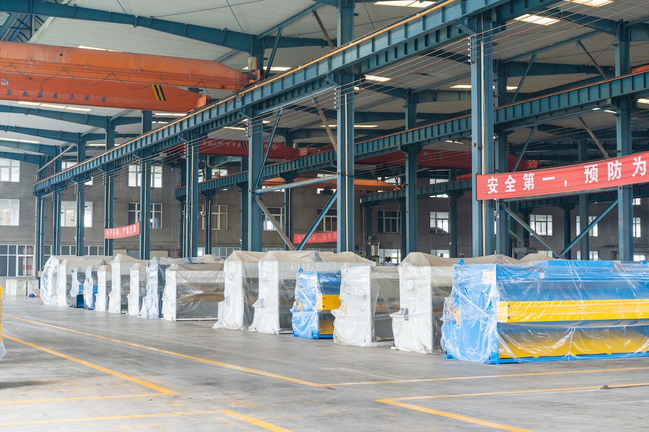 Qc11y 8x3200 Sheet Metal Shearing Machine Steel Plate Hydraulic Shearing Machine Qc11y 8x3200 เครื่องตัดแผ่นโลหะเครื่องตัดแผ่นเหล็กไฮดรอลิก