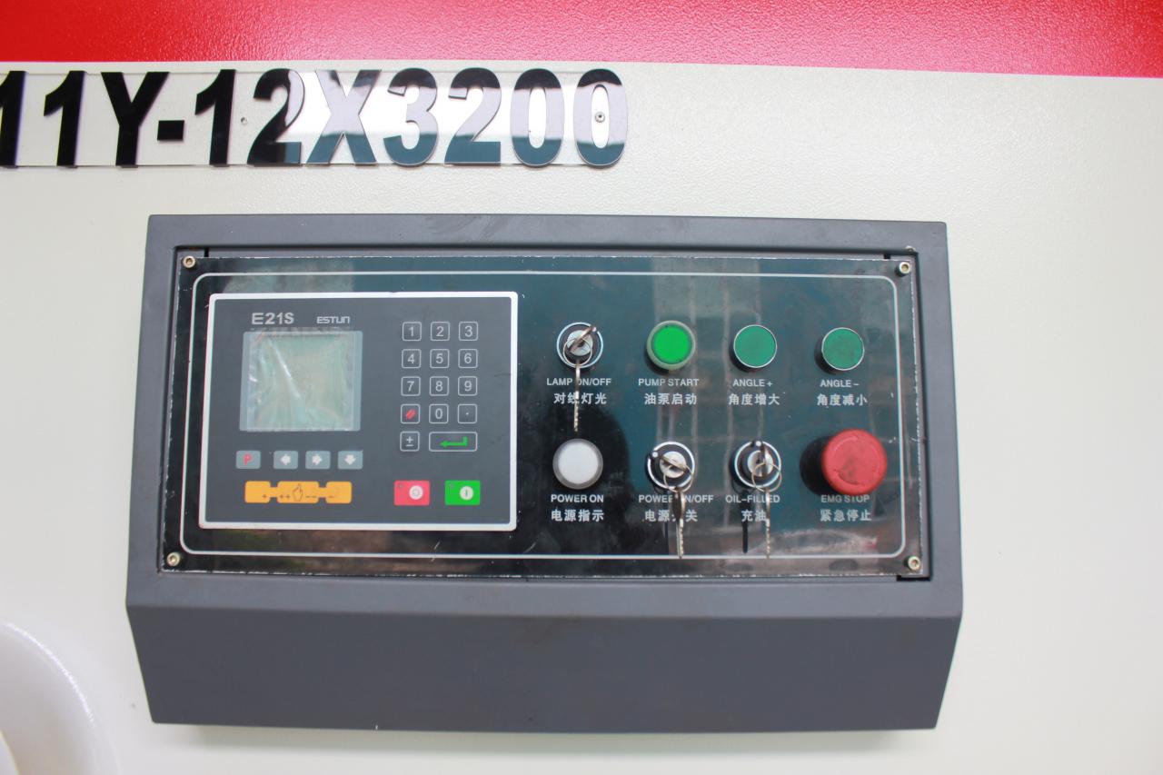 Qc11y Metal Plate Hydraulic Guillotine Shearing Machine For Sale Qc11y แผ่นโลหะไฮดรอลิกเครื่องตัดกิโยตินขาย
