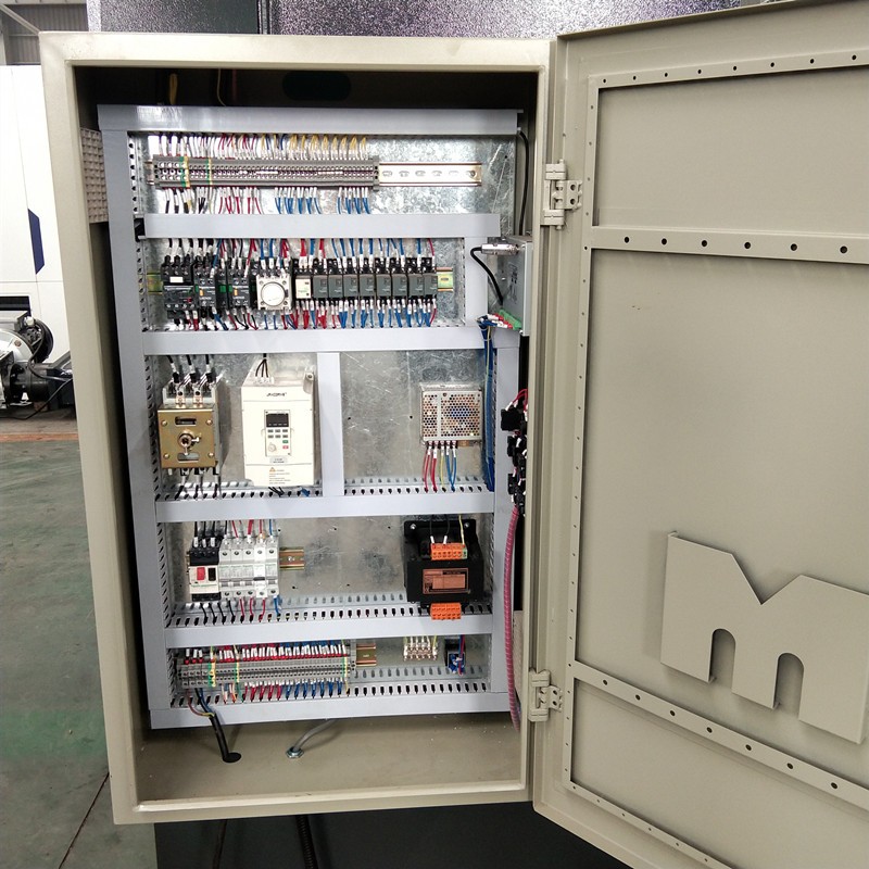 Qc12k-4x2500 Cnc Hydraulic Customized Shearing Machine Cutting Machine Qc12k-4x2500 Cnc เครื่องตัดไฮดรอลิกแบบกำหนดเอง