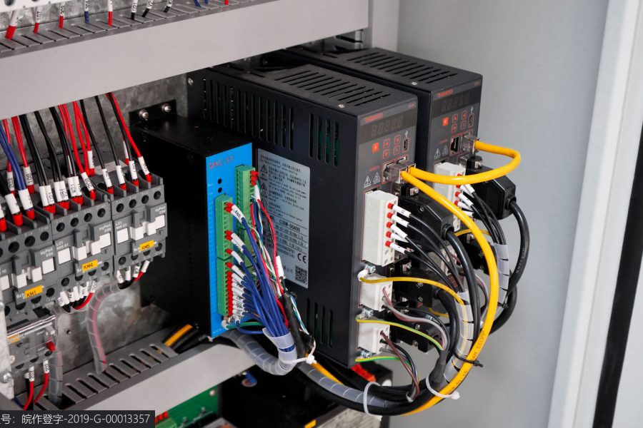 Wc67 Hydraulic Press Brake / CNC Press Bending Machine / Plate Bending Machine China Wc67 ไฮดรอลิกดเบรค / CNC กดเครื่องดัด / เครื่องดัดแผ่น China