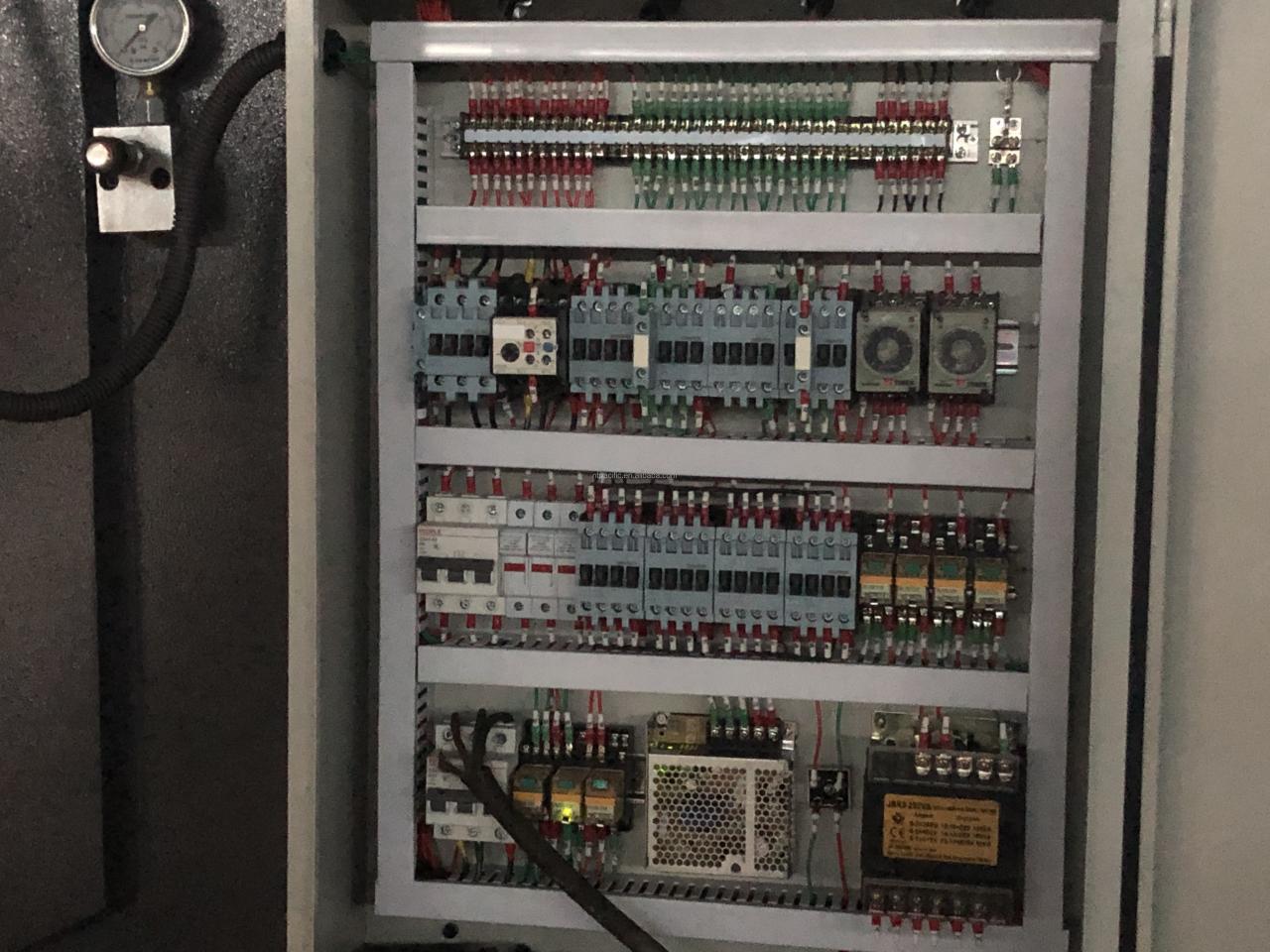 Wc67k Cnc Aluminum Iron Plate Hydraulic Press Brake Cnc Metal Sheet Bending Machine Wc67k Cnc แผ่นเหล็กอลูมิเนียมไฮดรอลิกดเบรค Cnc เครื่องดัดแผ่นโลหะ