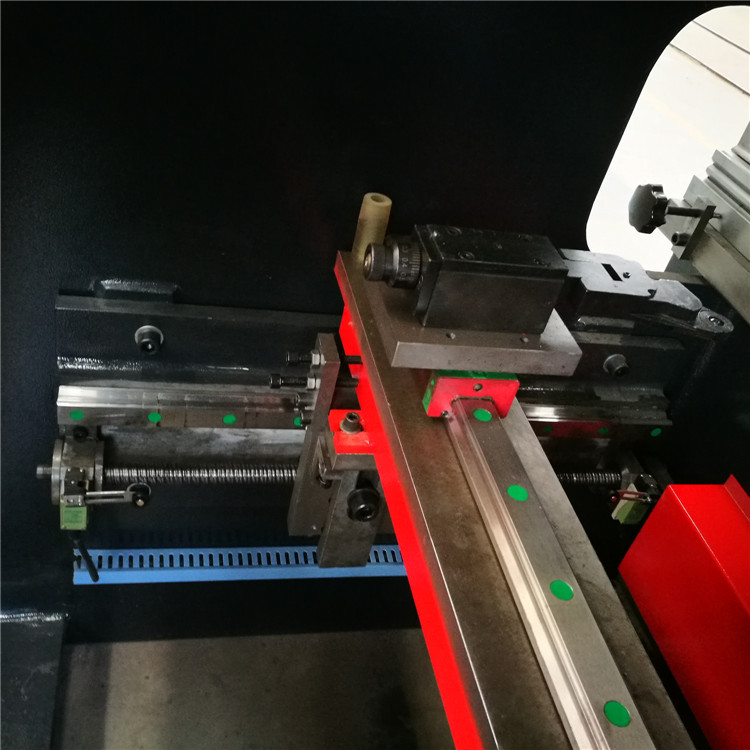 Wc67y-160 4000 Hydraulic Press Brake Cnc Metal Bending Machine For 4000mm Width Steel Wc67y-160 4000 ไฮดรอลิกดเบรค Cnc เครื่องดัดโลหะสำหรับเหล็กกว้าง 4000mm